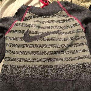Nike thermal fit sweatshirt